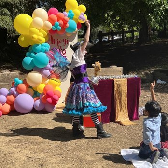 Happily Ever Laughter - Party Characters Near Me Happily Ever Laughter - Party Characters Near Me