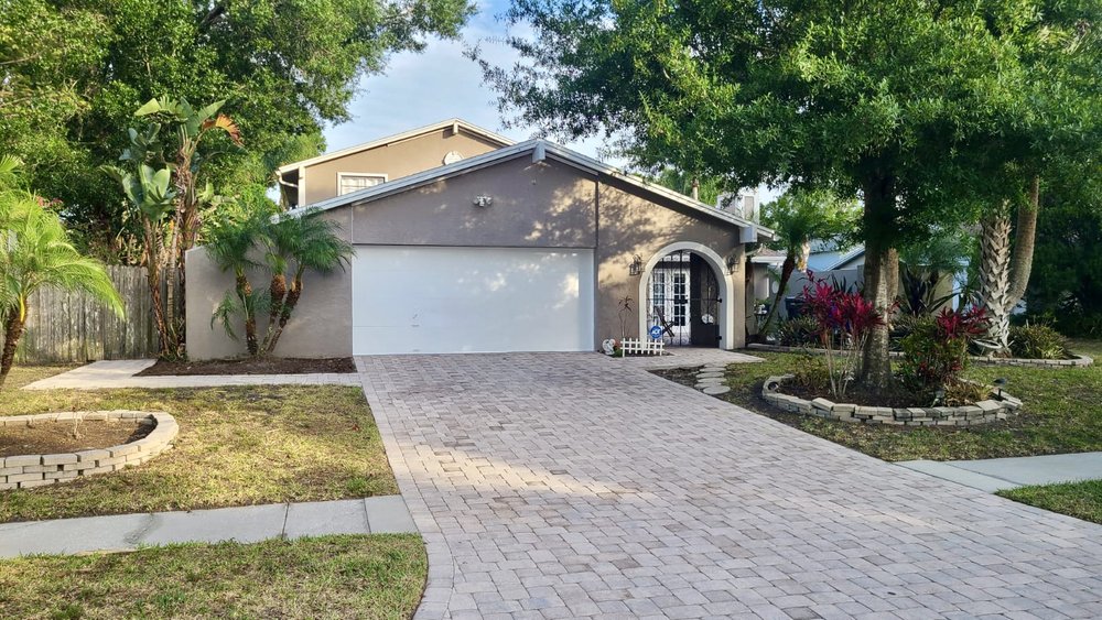 MARIA SPAGNUOLO VALLEJO WITH FUTURE HOME REALTY Updated October 2024