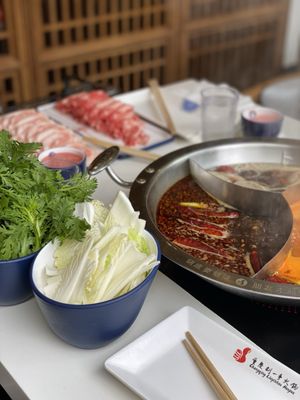 Liuyishou Hotpot by null