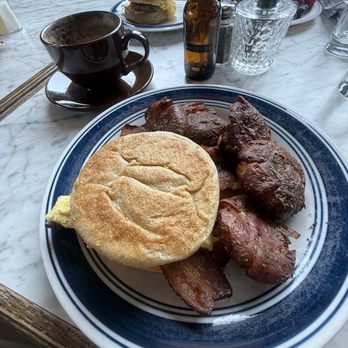 Uncle Wolfie's Breakfast Tavern - Little Phatty - Breakfast & Brunch Near Me - Milwaukee, Wisconsin