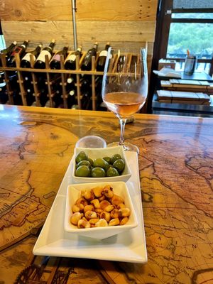 La Costa Wine by null