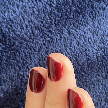 Ree Nail Spa - Second day of the manicure chipped nails - Nail Salons Near Me - New York, New York