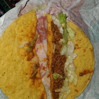 Taco Bell - Broken taco with hardly nothing on it. - Fast Food Near Me - Jacksonville, Florida