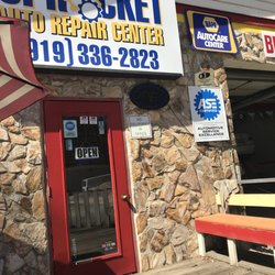 Sprocket Auto Repair Center - Front door