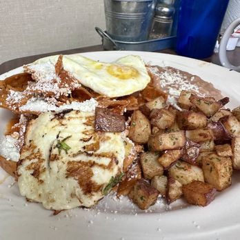 Hole in One Cafe - Cafes Near Me - Delano, California
