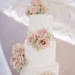 Karina's Cake House - Wedding cake