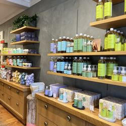 Rocky Mountain Soap Company - Hair products, bath bombs..