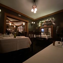 The Fig Tree Restaurant - Dining room