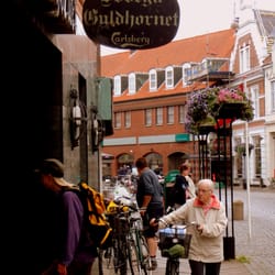 Guldhornet/Villadsens Vikarbureau - Indgang til Guldhornet