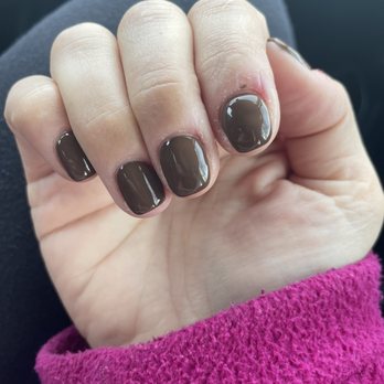 Carytown Nails & Spa - Gel manicure - Nail Salons Near Me - Richmond, Virginia