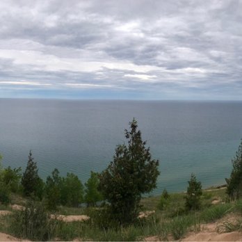 Empire Bluff Trail - Hiking Near Me