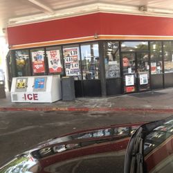 Circle K - Store front