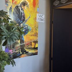 Agua Salada - Entrance to men's bathroom
