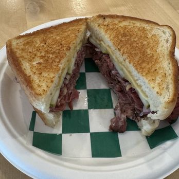 Glendale Burger Shop - Pastrami - Burgers Near Me - Traverse City, Michigan