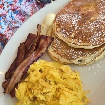 Big Pink - Breakfest plate served all day - Pizza Near Me - Miami Beach, Florida