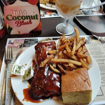 Dallas BBQ - BBQ ribs, fries & cornbread with a Hennessy Colada - Barbeque Near Me - New York, New York Dallas BBQ - BBQ ribs, fries & cornbread with a Hennessy Colada - Barbeque Near Me - New York, New York
