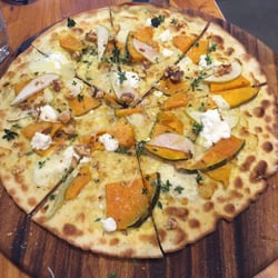 Berkelouw Books - Pumpkin pizza
