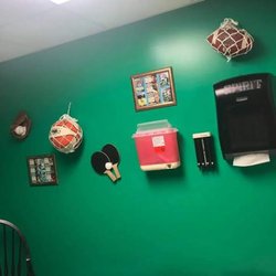 Lincoln Urgent Care - Our new sports themed room
