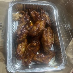 12 Wings BBQ that are old and smells like piss