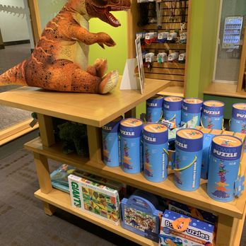 Field Museum Store - Museums Near Me - Chicago, Illinois