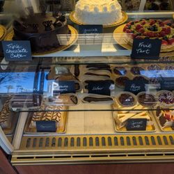 Royal Bakery & Café