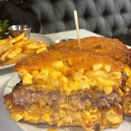 Mac and Cheese Burger