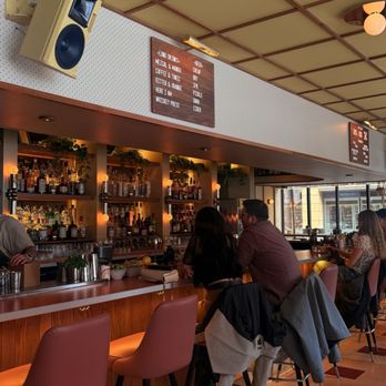 Double Fun - Inside - Cocktail Bars Near Me - Chicago, Illinois