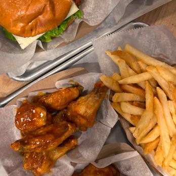 Fire Wings - - Mango habanero wings  - Bbq wings  - Fries  - Chicken sandwich with garlic fries - Chicken Wings Near Me - Hayward, California