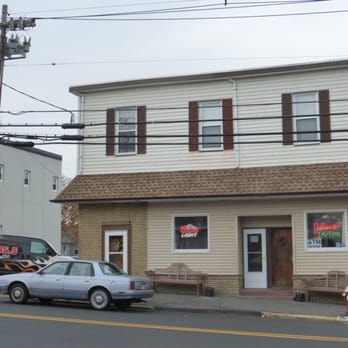 Johnnies Tavern - Front entrace. - Dive Bars Near Me - Boonton, New Jersey Johnnies Tavern - Front entrace. - Dive Bars Near Me - Boonton, New Jersey