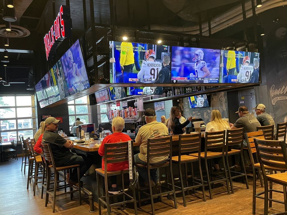 Walk-On's Sports Bistreaux - Mobile Restaurant