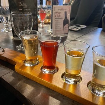 Seven Birches Winery - Flight of cider - Wineries Near Me - Lincoln, New Hampshire Seven Birches Winery - Flight of cider - Wineries Near Me - Lincoln, New Hampshire