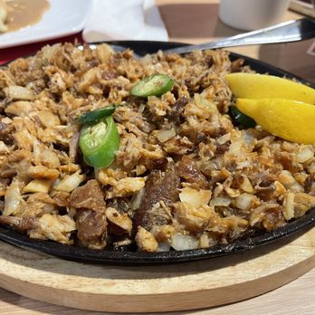 Max's Restaurant - Filipino Near Me - Virginia Beach, Virginia