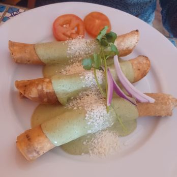La Casita Mexicana - Mexican Near Me - Bell, California