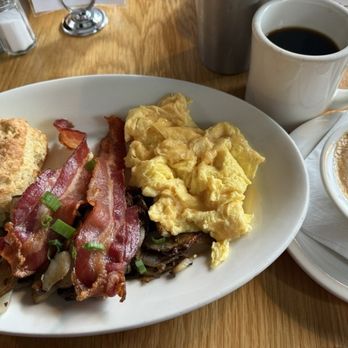 The Universal - Breakfast & Brunch Near Me - Denver, Colorado