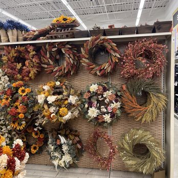 Michaels - Fall wreaths - Arts & Crafts Near Me - Merrillville, Indiana