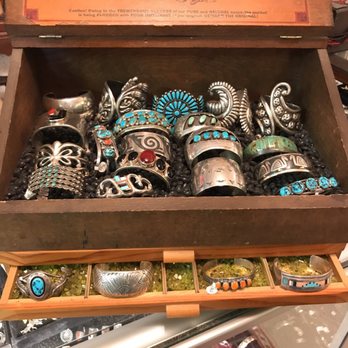 Cheshire Cat Antiques - Antiques Near Me - Alpine, Texas Cheshire Cat Antiques - Antiques Near Me - Alpine, Texas