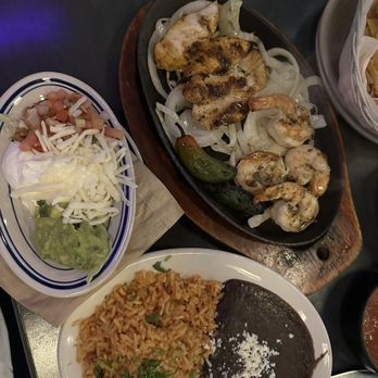 Urbano - Mosaic District - Fajita Combo - Tex-Mex Near Me - Fairfax, Virginia