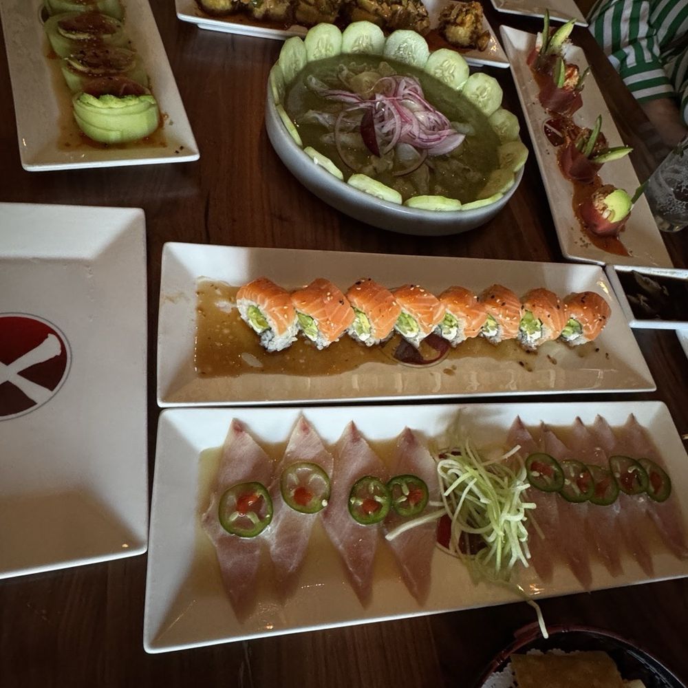 Xevichez Sushi Bar - Sushi Bars Near Me - Los Angeles, California Xevichez Sushi Bar - Sushi Bars Near Me - Los Angeles, California