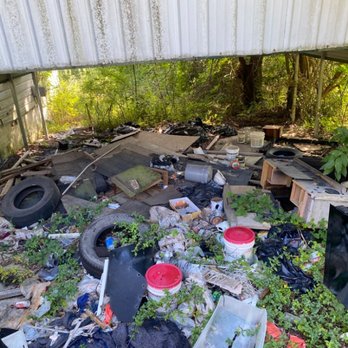 Everything in Motion Enterprise - Yard debris #before
#junk #junkremoval #junkhauling #hauling #trashremoval #garbageremoval #garbage - Junk Removal & Hauling Near Me