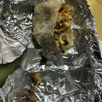 Perla's Taqueria - This is the carne asada breakfast burrito. Too much fat and the carne asada was burned. It's a decent restaurant that needs more work. - Mexican Near Me - Mission Viejo, California Perla's Taqueria - This is the carne asada breakfast burrito. Too much fat and the carne asada was burned. It's a decent restaurant that needs more work. - Mexican Near Me - Mission Viejo, California