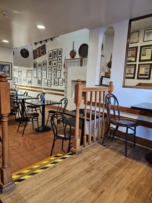 Zorba's Café by null