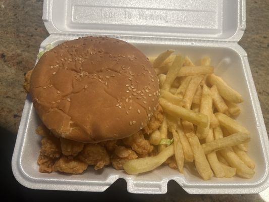 Louie’s Kitchen by null