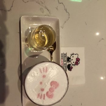 Hello Kitty Cafe - Strawberries and champagne - Cafes Near Me - Irvine, California