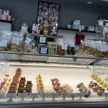 Francesca - Pastries - Bakeries Near Me - Toronto, Ontario
