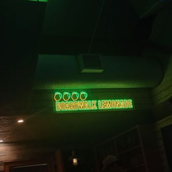 Share House - Bars Near Me - Charleston, South Carolina