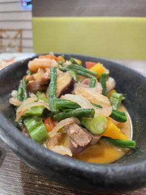 Max's Restaurant, Cuisine of the Philippines by null