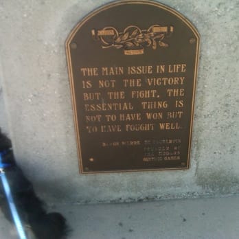 Veteran's Memorial Park - Parks Near Me - Culver City, California