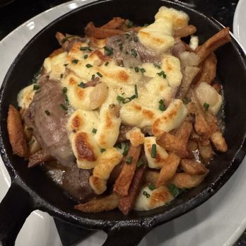 Alouette Bistro - Duck poutine - French Near Me - Vancouver, British Columbia