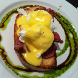 Green Zebra - Eggs Benedict