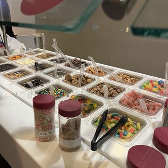 Yogurtland - Ice Cream & Frozen Yogurt Near Me - Henderson, Nevada